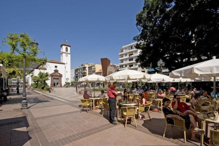 Fully Renovated Apartment In The Heart Of Fuengirola, 2 Min Walk To The Beach ภายนอก รูปภาพ